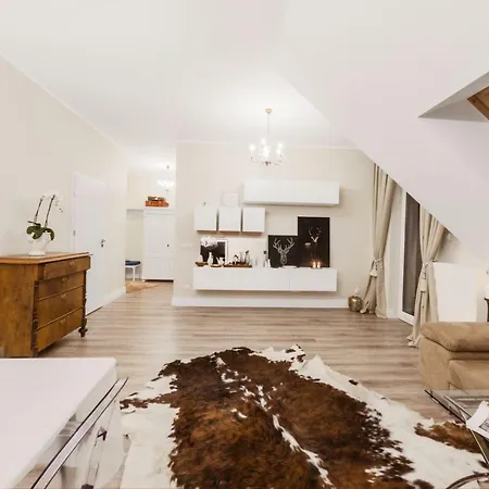 Apartament Deluxe Art Apartmán *